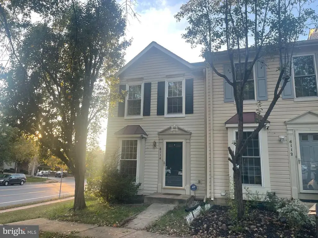 6114 Jenlar Dr, CENTREVILLE