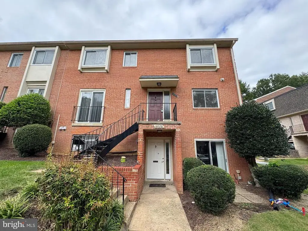 6830 Perry Penney Dr #89, ANNANDALE