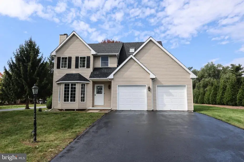 1015 Willow Dr, ORWIGSBURG