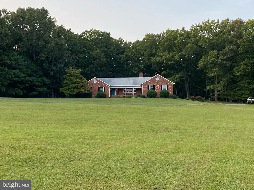 19991 Louisa Rd, LOUISA