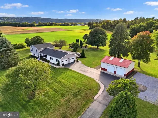 1067 Lewisberry Rd, Lewisberry