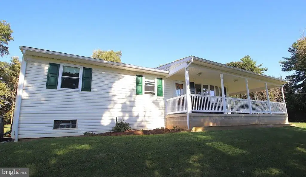 12163 Gearhart Rd, GREENCASTLE