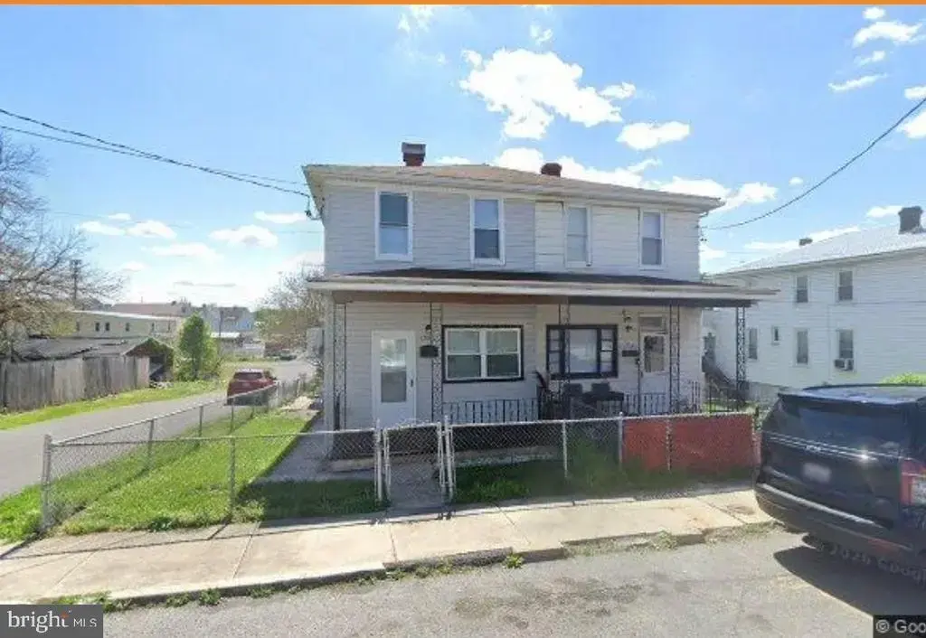 135 W Third St, CUMBERLAND