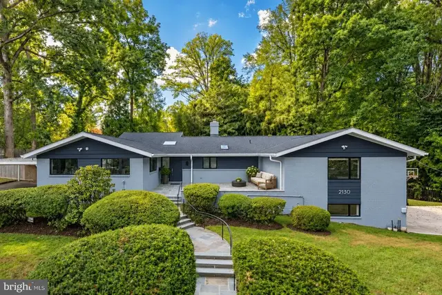 2130 Sudbury Pl Nw, Washington