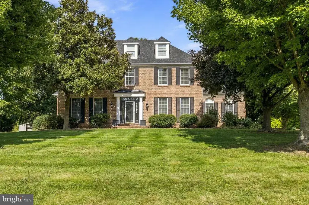 27 Steeple Chase Ln, NORTH EAST
