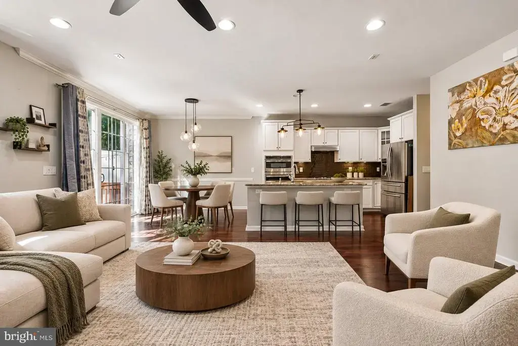 204 Ellsworth Way, MONMOUTH JUNCTION