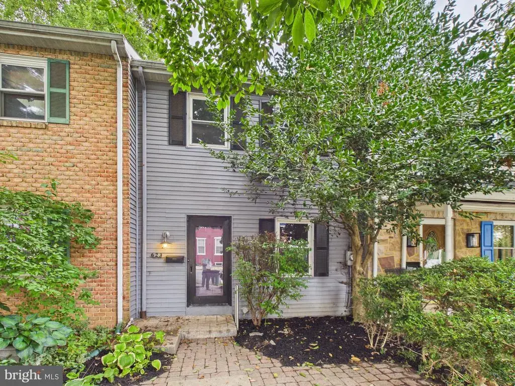 623 E Walnut St, LANCASTER