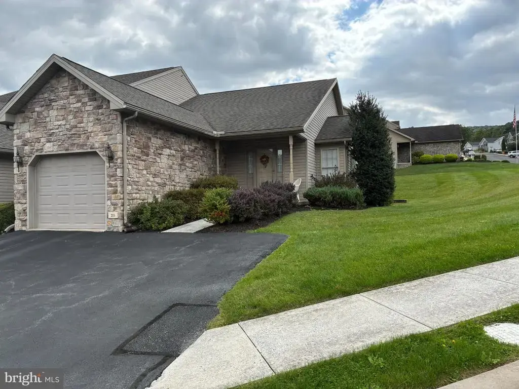 215 Whitetail Ter, MARYSVILLE