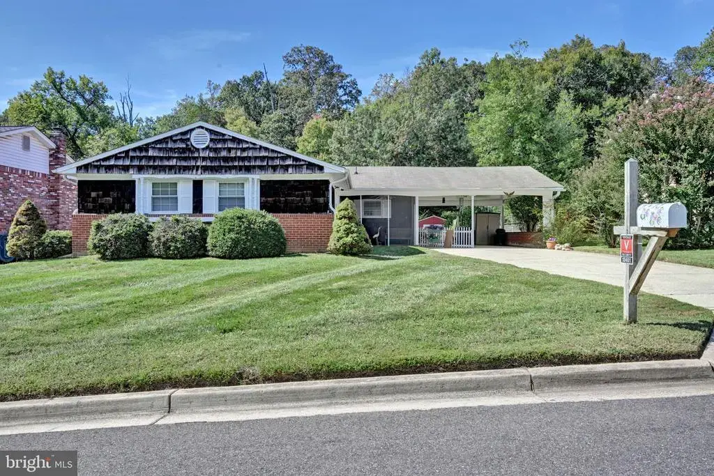 13401 Queens Ln, FORT WASHINGTON