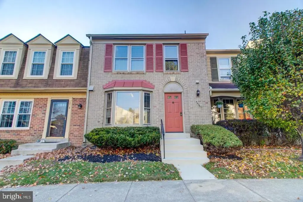 5416 New London Park Dr, FAIRFAX
