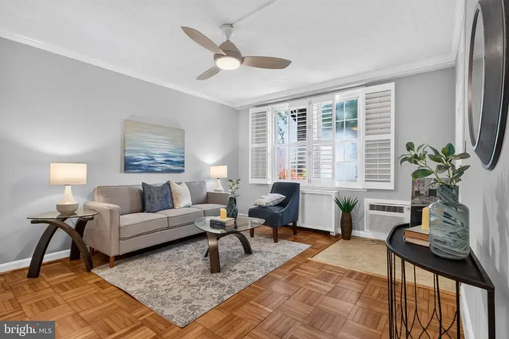226 N Thomas St N #226-3, ARLINGTON