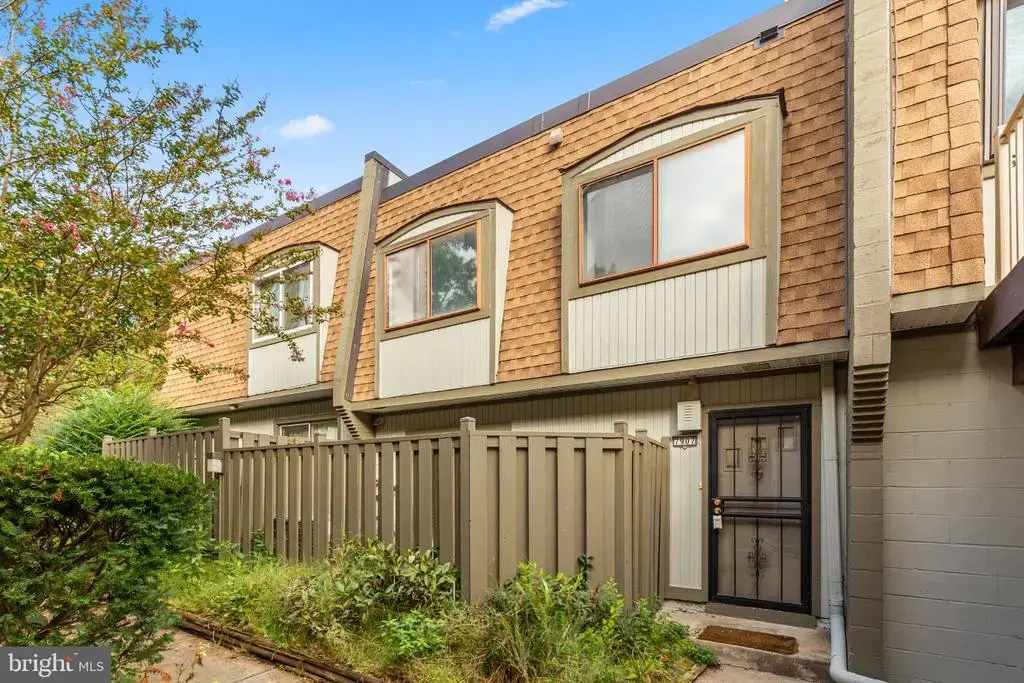 7907 Casa Grande Pl #121d, ALEXANDRIA