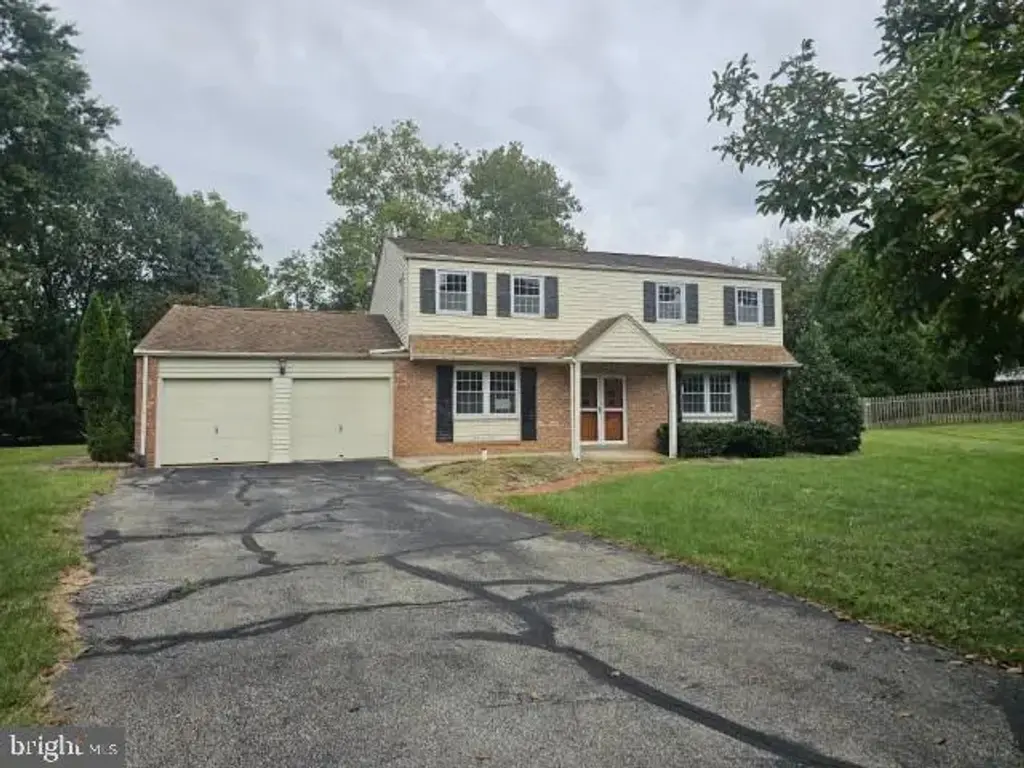11 Azalea Cir #, LAFAYETTE HILL