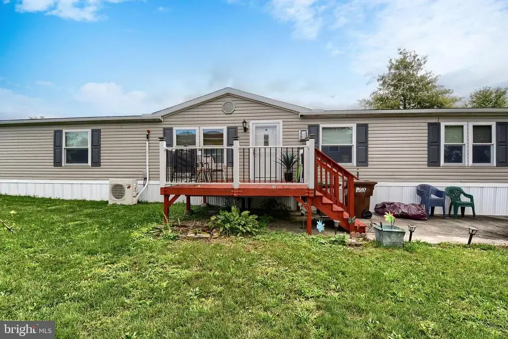 170 Country View Dr, NEWVILLE