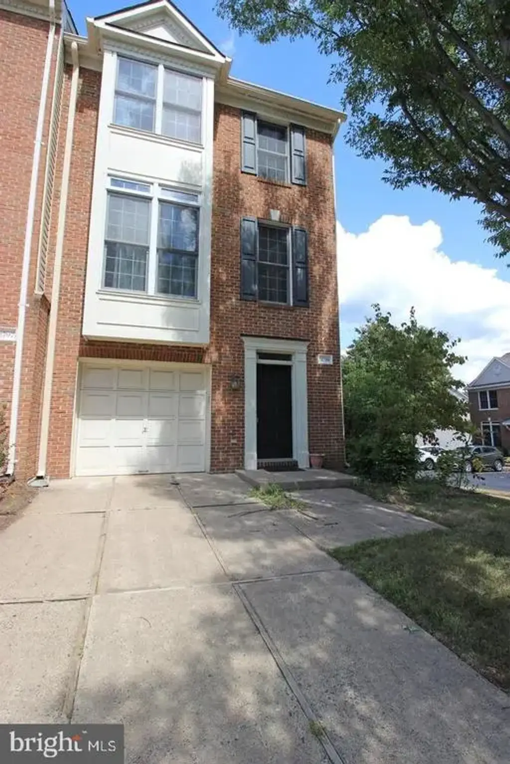 11799 Valley Ridge Cir, FAIRFAX