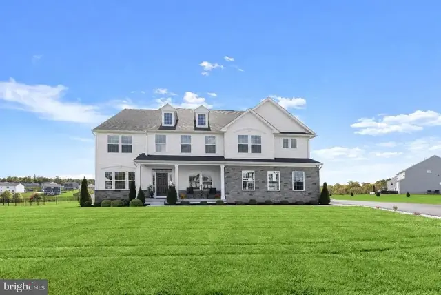210 Tyler Dr, Hanover