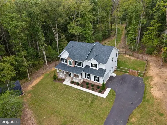 6 Helm Ct, Stafford