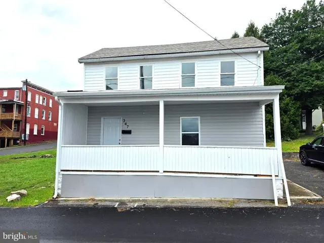 247 Bond St, Cumberland