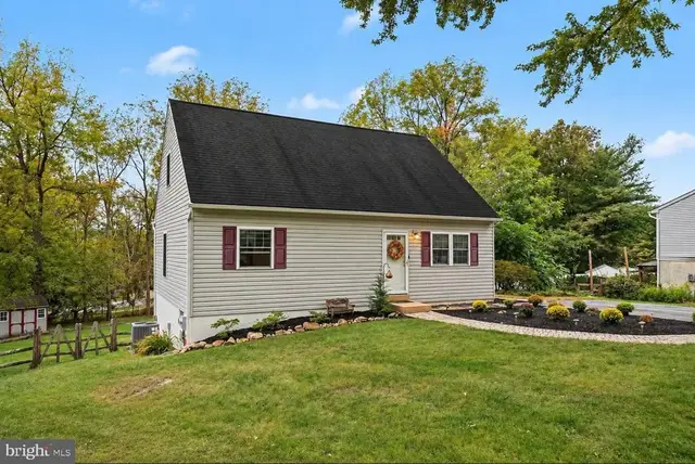 12 Glenview Ln, Downingtown