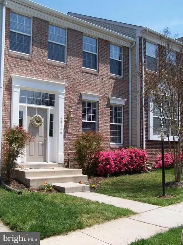 20740 Hollow Falls Ter, Sterling