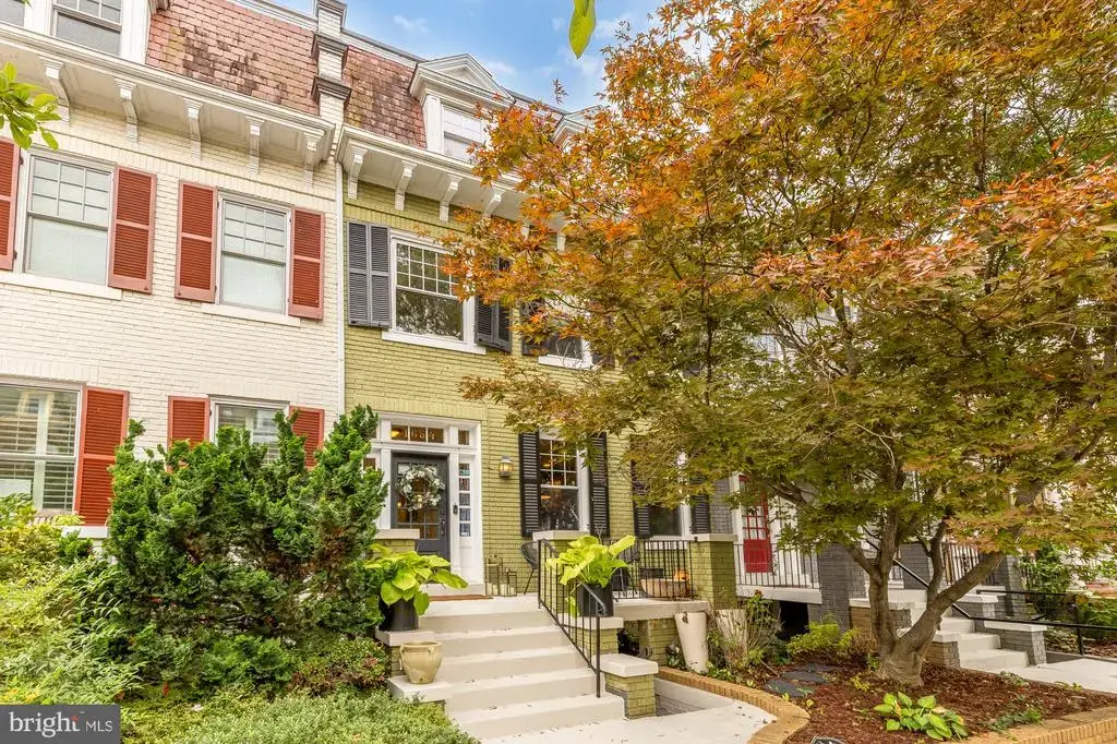 1654 Hobart St Nw, WASHINGTON