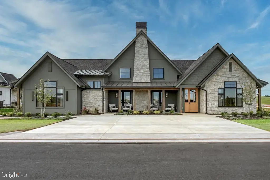 1007 Alister Loop, MINERAL