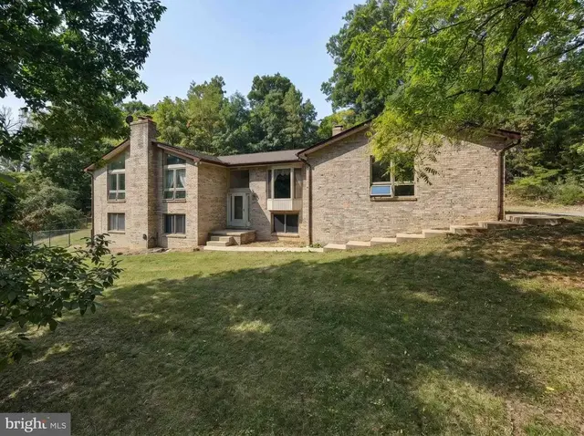 107 Fairview Cir, Woodstock