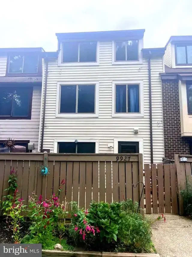 9927 Forest View Pl, Montgomery Village