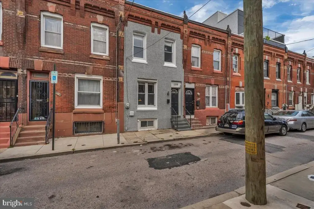1328 S Mole St, PHILADELPHIA