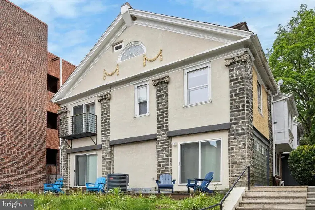 4312 Spruce St, PHILADELPHIA