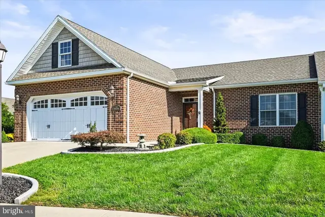 73 Stedtle Ct, Littlestown