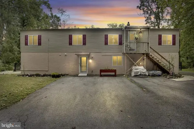 280 Conewago Dr, Dover