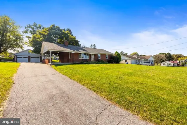 12157 Woodsboro Pike, Keymar