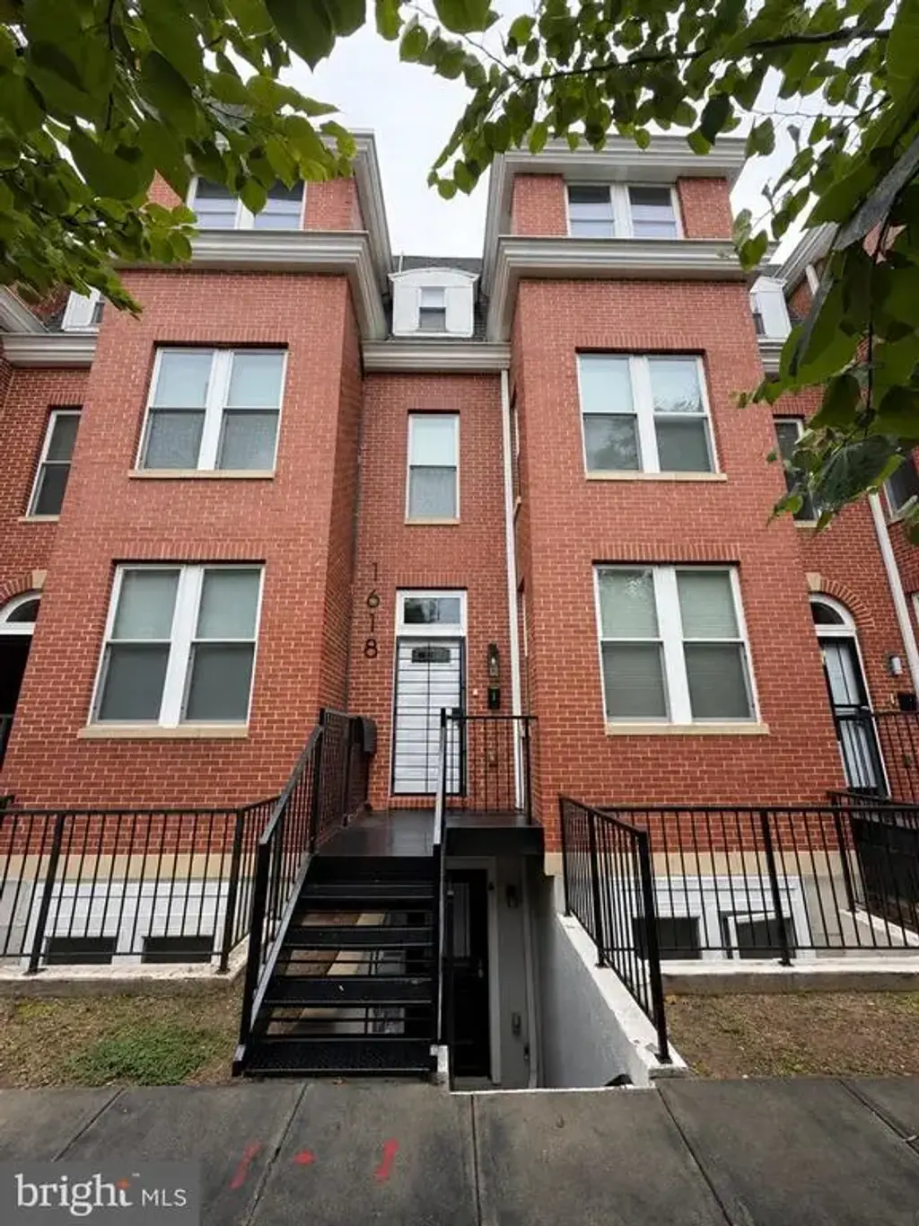 1618 26th Pl Se #2, WASHINGTON