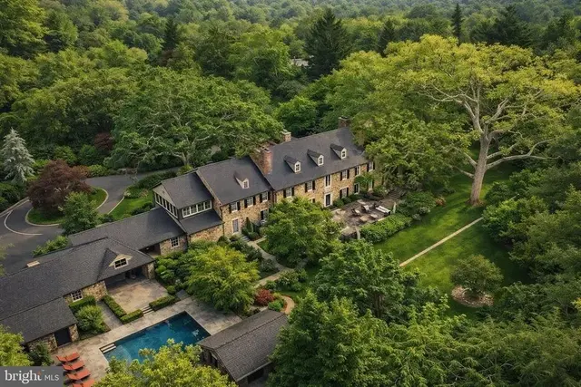 1288 Ballantrae Farm Dr, Mclean