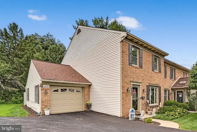 6486 Lincoln Ct, East Petersburg