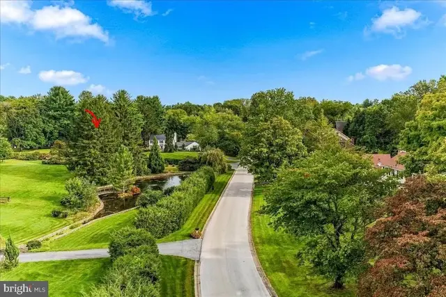 1422 Bobolink Ln, West Chester