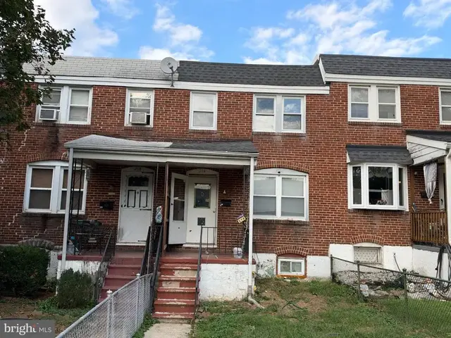 216 W Edgevale Rd, Brooklyn