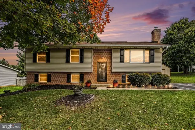 714 Snowfall Way, Westminster