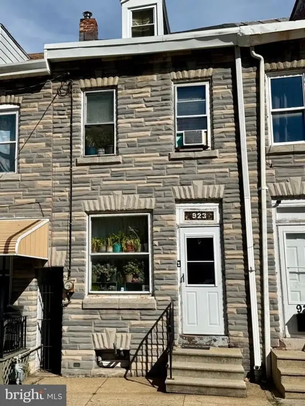 923 Cotton St, READING