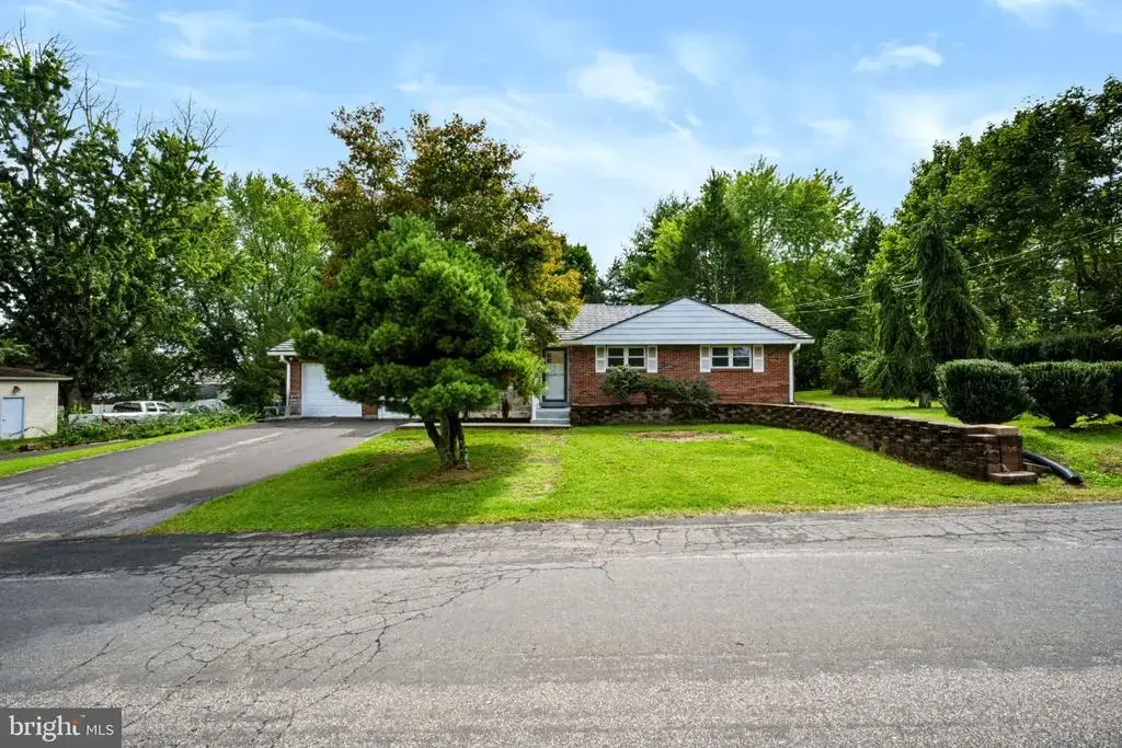 644 Pursel St, PHILLIPSBURG
