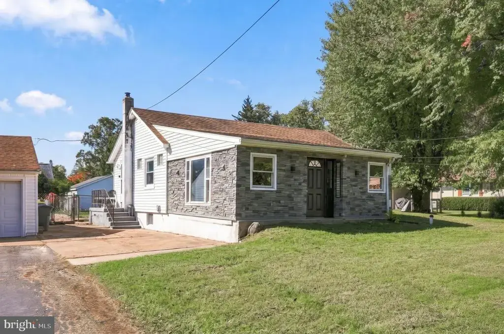 426 Harding Ave, LANGHORNE