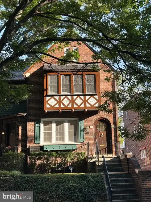 4427 Q St Nw, Washington