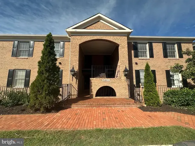10708 Kings Riding Way #t-2-19, Rockville