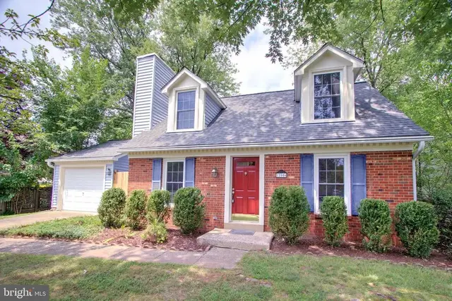 12806 Fantasia Dr, Herndon