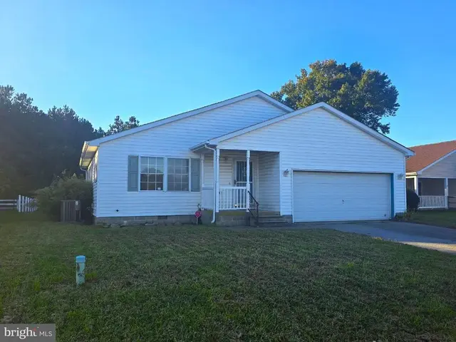15 Carriage Ln, Georgetown