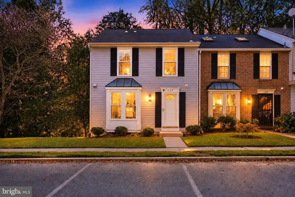 627 Coral Reef Dr, GAITHERSBURG