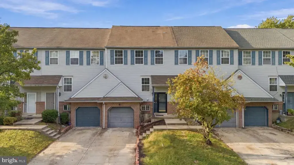 325 Charring Cross Dr, DOVER