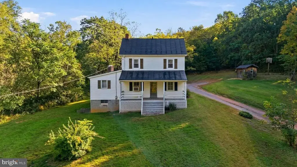 3894 Northwestern Pike, WINCHESTER
