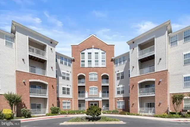 2608 Chapel Lake Dr #106, Gambrills